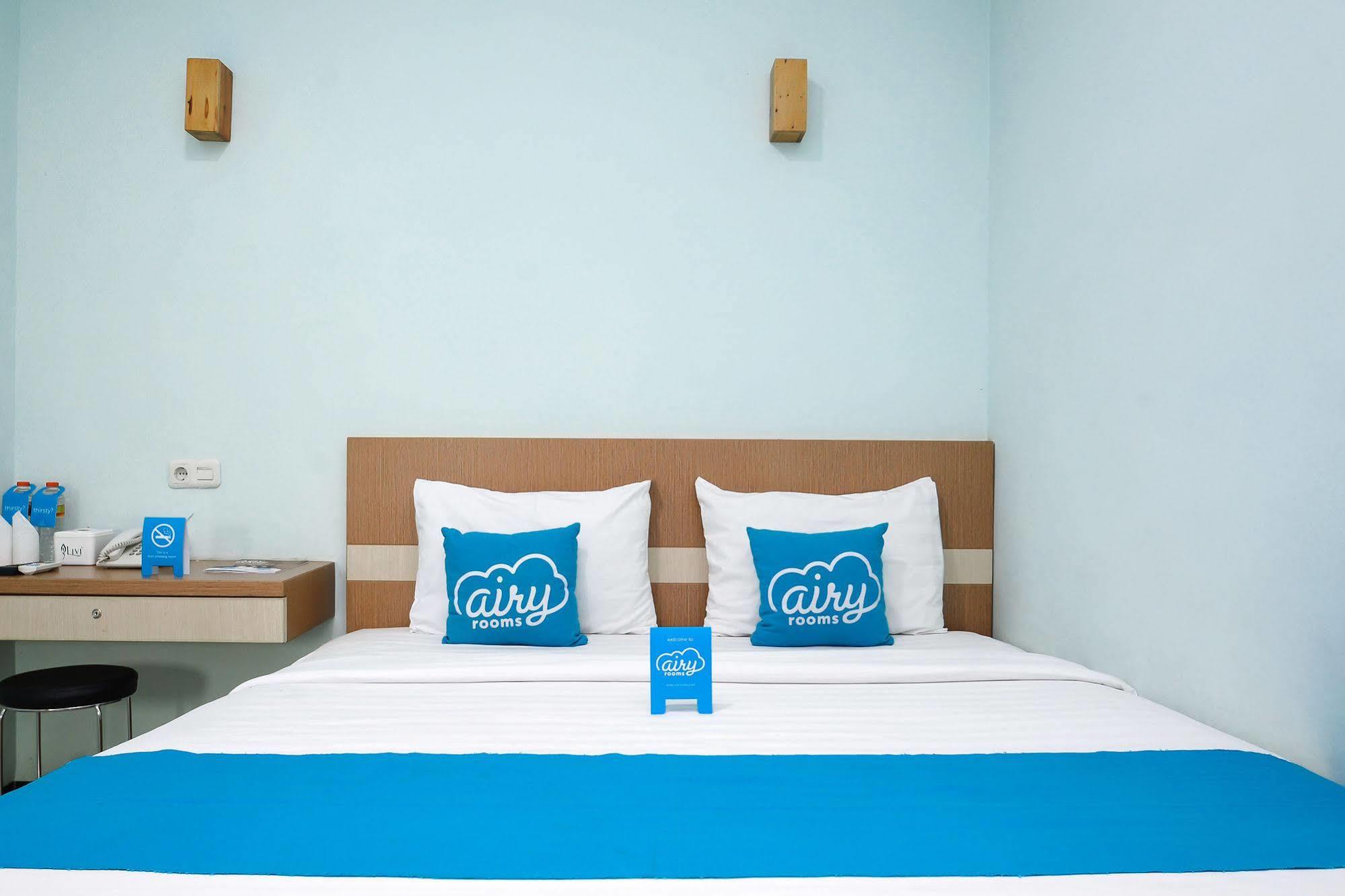 Amaliun Hotel Медан Экстерьер фото